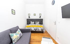 Radiant Premium Apartments - Central